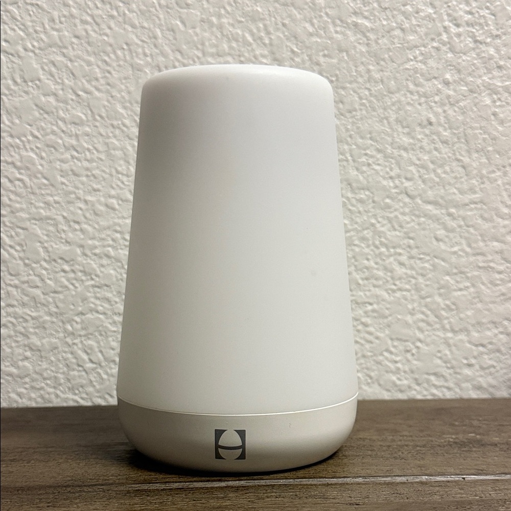 Hatch White Sound Machine
